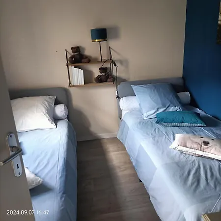 L'escale N°13 :appartement Standing Dans ברסט