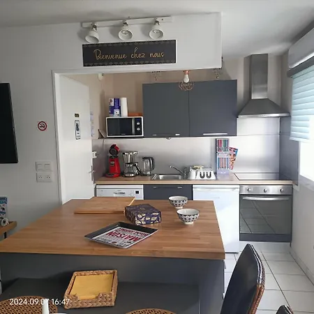 L'escale N°13 :appartement Standing Dans ברסט
